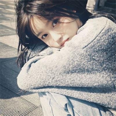 星光落在他掌心